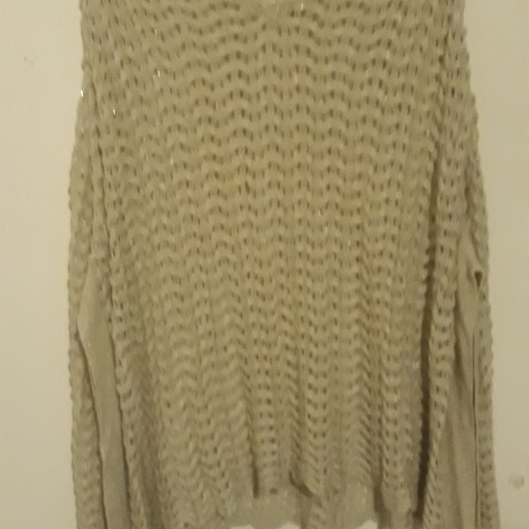 Poncho - Picture 4 of 4